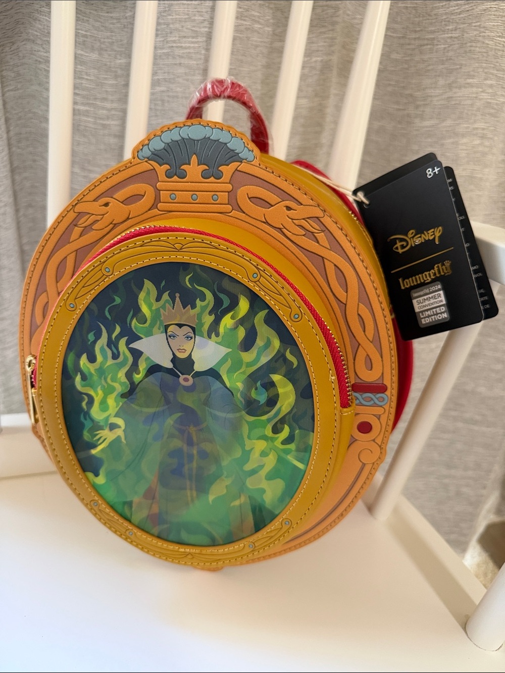 D23 Limited Edition Snow White Evil Queen Magic Mirror Lenticular Mini Backpack